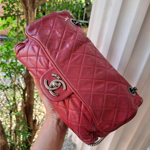 CHANEL Red Quilted Leather Easy Flap Bag - Picture 2 of 15